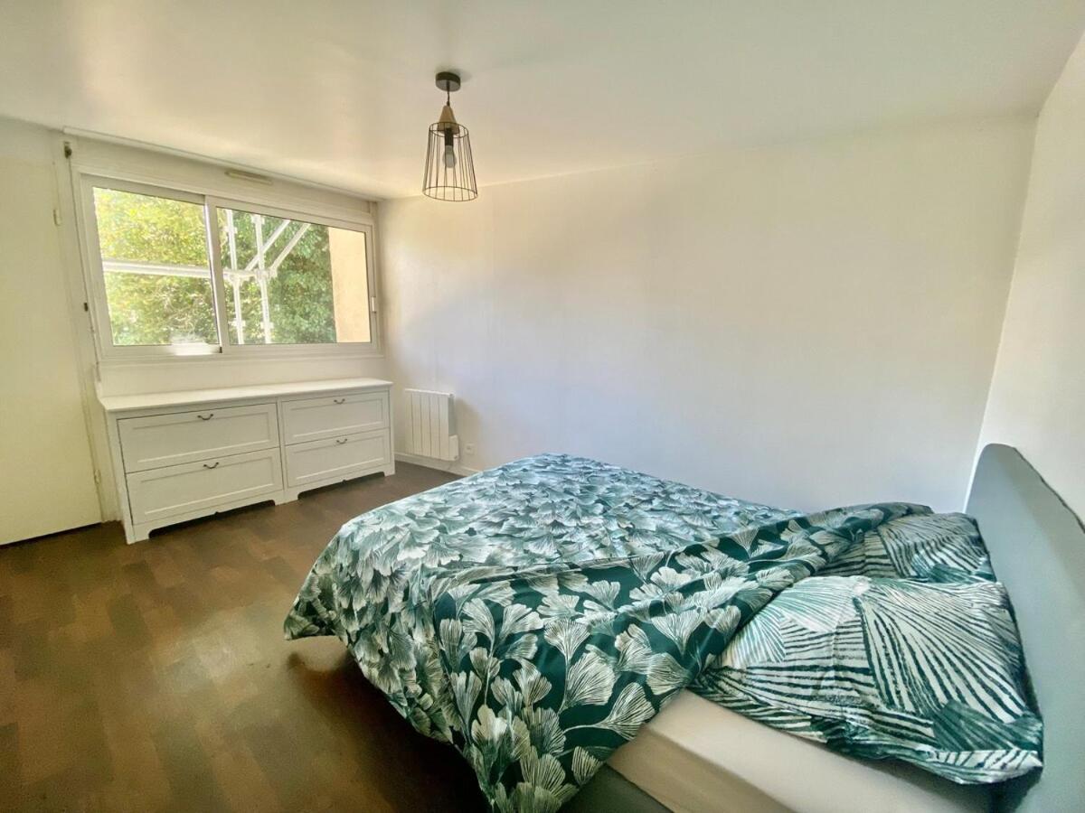 Le Carnot: City Centre With Parking Space Apartment Поатие Екстериор снимка