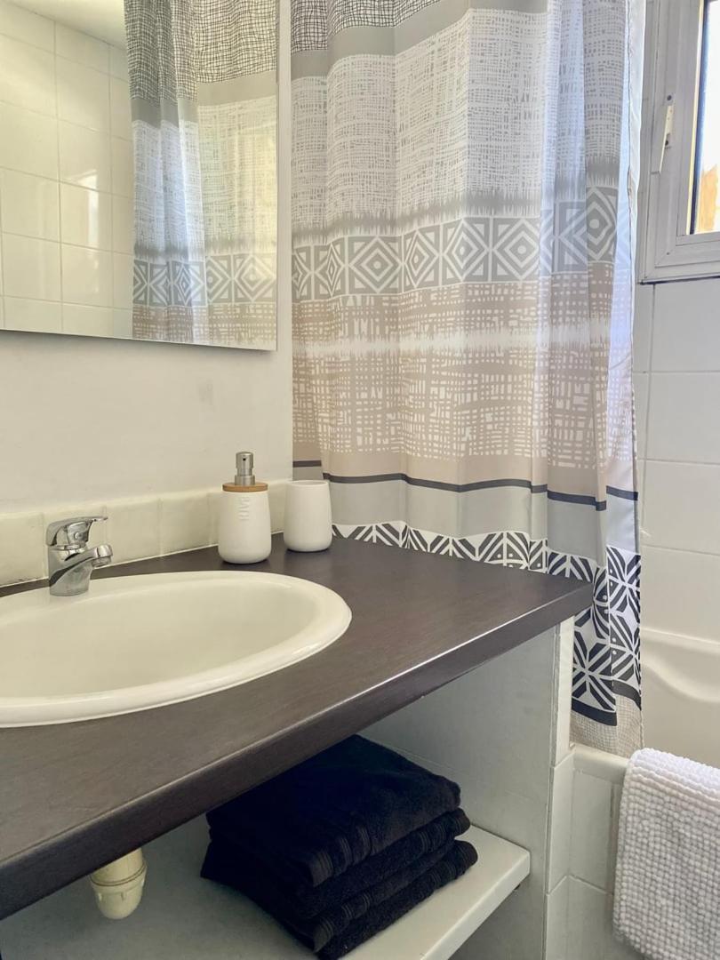 Le Carnot: City Centre With Parking Space Apartment Поатие Екстериор снимка
